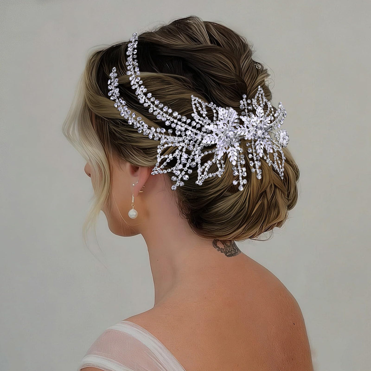 LOVFOIVER rhinestone hair clip detailed design for secure, long lasting bridal styling