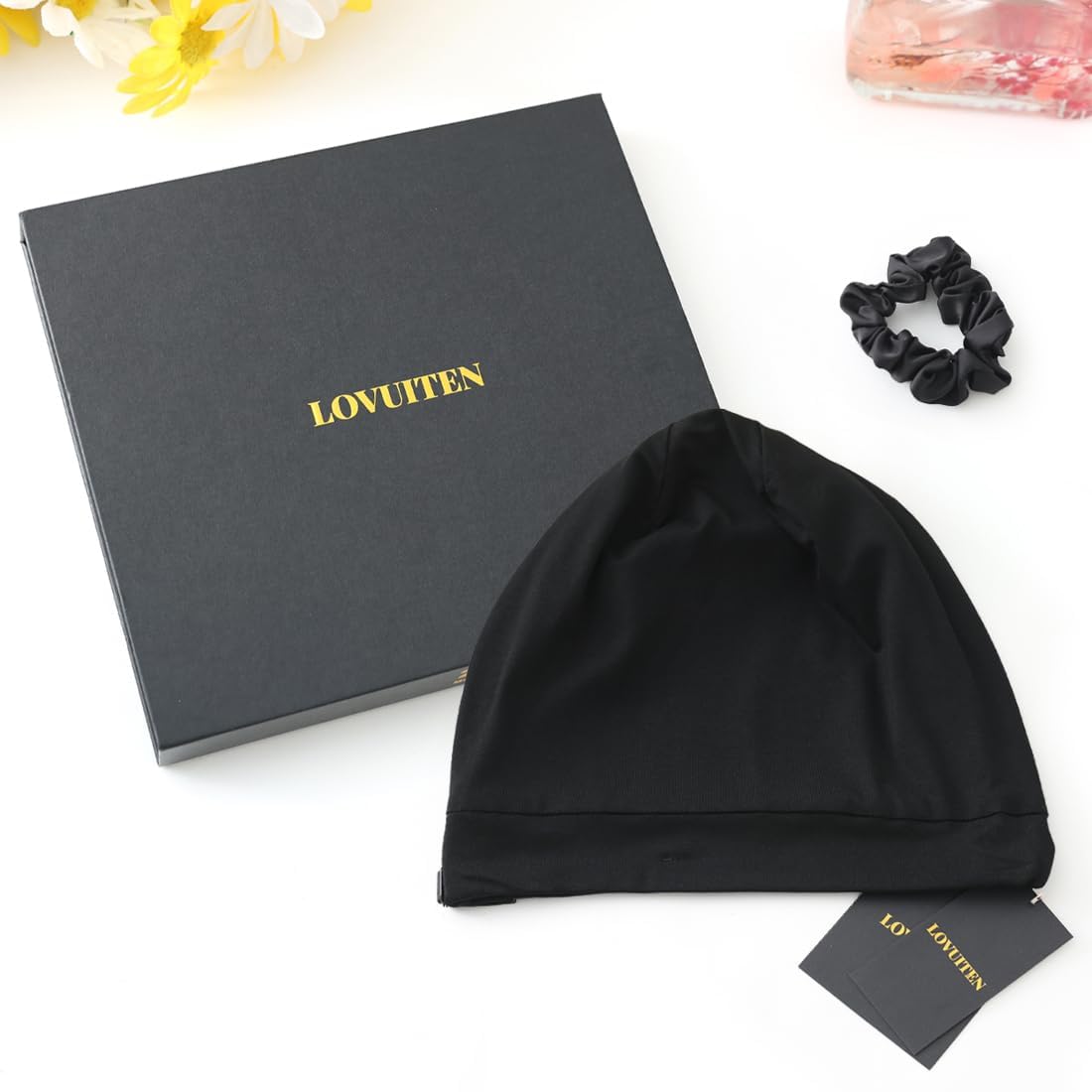 Lovuiten mulberry silk bonnet closeup-fiber shows 22 momme luxury texture