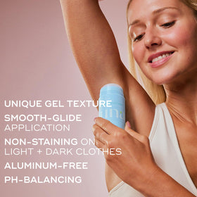Luna Daily aluminum-free label communicates skin-friendly, pH-balanced protection.
