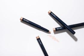 Lune+Aster Precision crayon for easy, precise application without sharpening