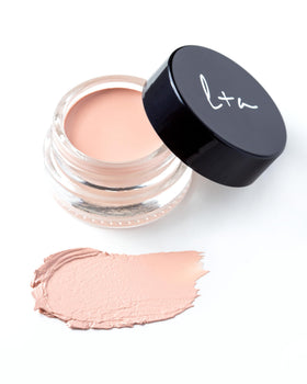 Lune+Aster Undereye Corrector hyaluronic acid icon highlights moisture boost.