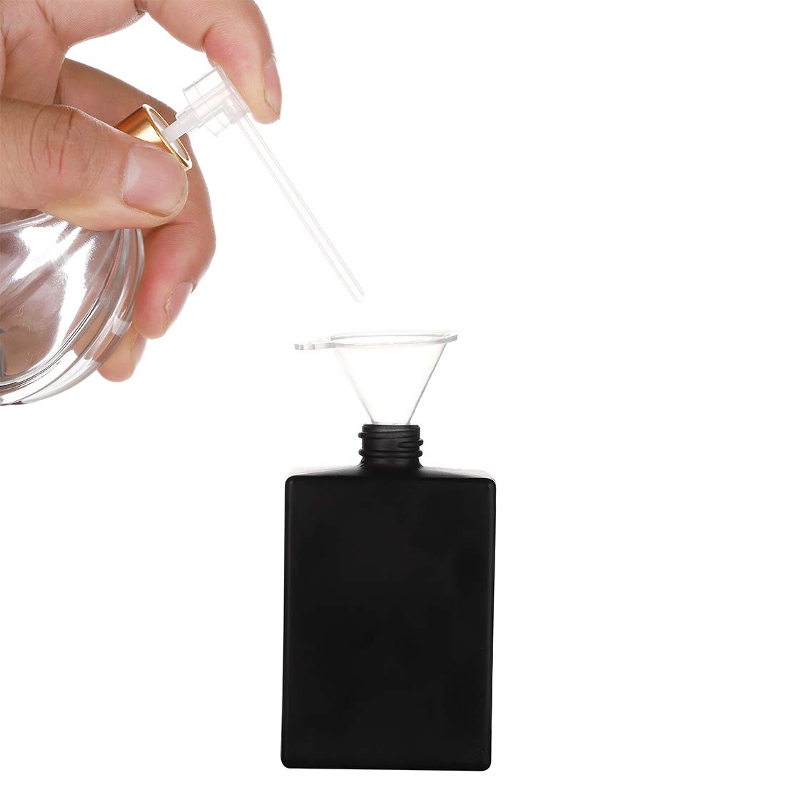 Travel‑friendly Luojery bottles for gym, dates, car rides, or events.