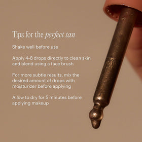 Lux Unfiltered N°12 goes on clear for mess-free tanning.