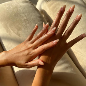 Lux Unfiltered N°24 shea butter component signals soft, supple skin.