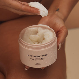 Rich shea butter and passion fruit oil in Lux Unfiltered N°28 body polish