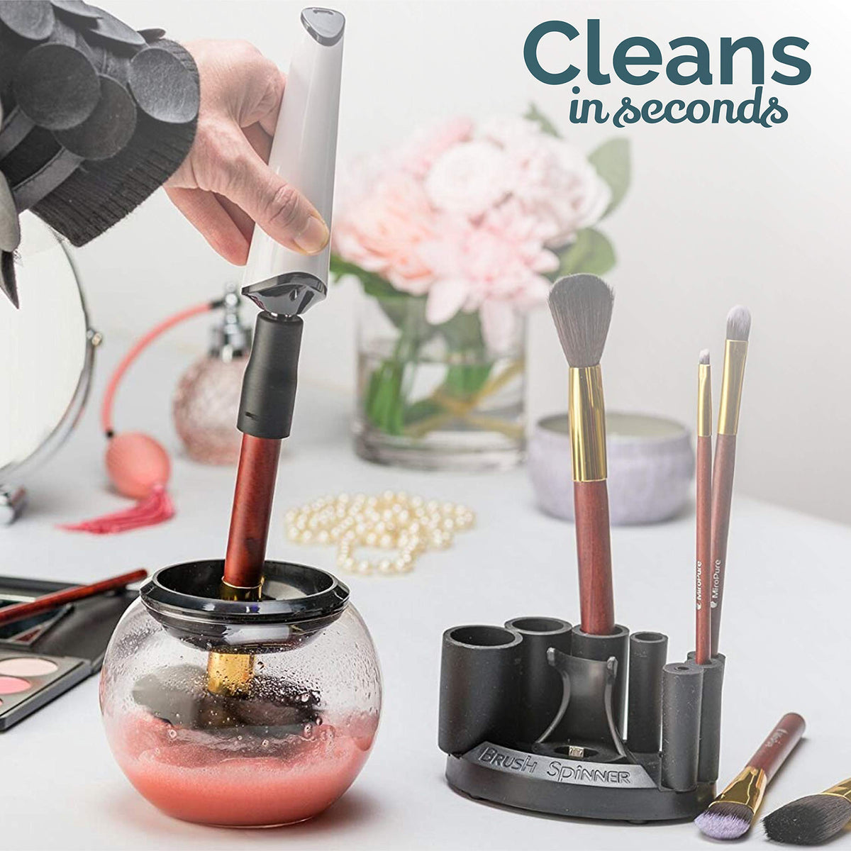 Luxe bowl and collars close-up showing sturdy parts for reliable cleaning