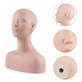 Lwuey beauty education mannequin head promotes confident classroom practice
