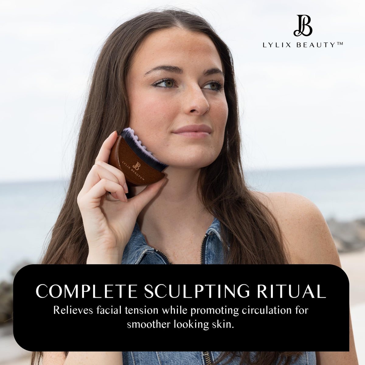 Lylix Beauty ergonomic design supports comfortable facial lymphatic routines.