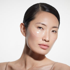 m-61 Hydraboost Eye Masks with vitamin E providing antioxidant protection near the eyes