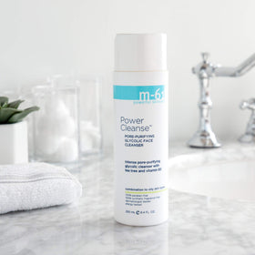 m-61 Power Cleanse vitamin B5 image, moisture replenishment during cleansing