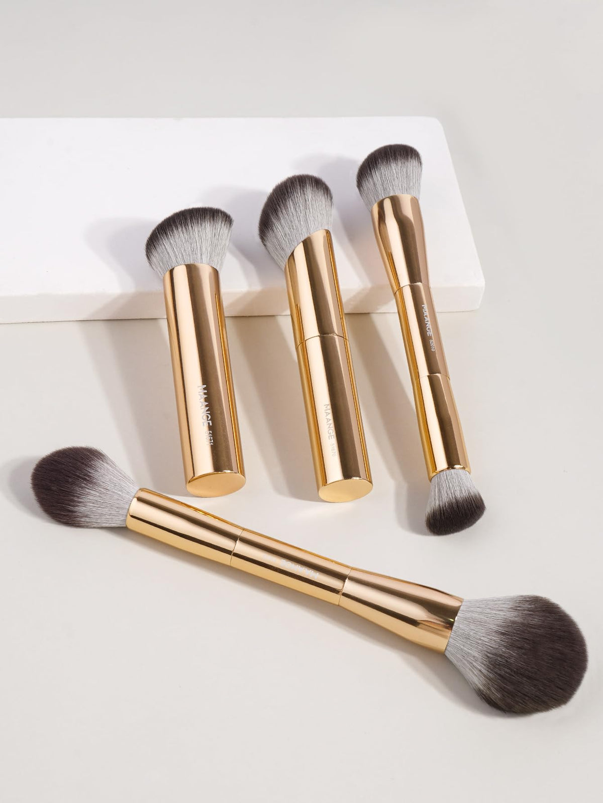 MAANGE application demo with all brushes enabling full-face contour and finish
