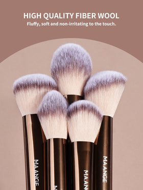 MAANGE ergonomic non-slip handles improve control during makeup application