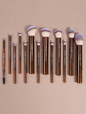 MAANGE gift-ready bag enhances gifting for makeup lovers