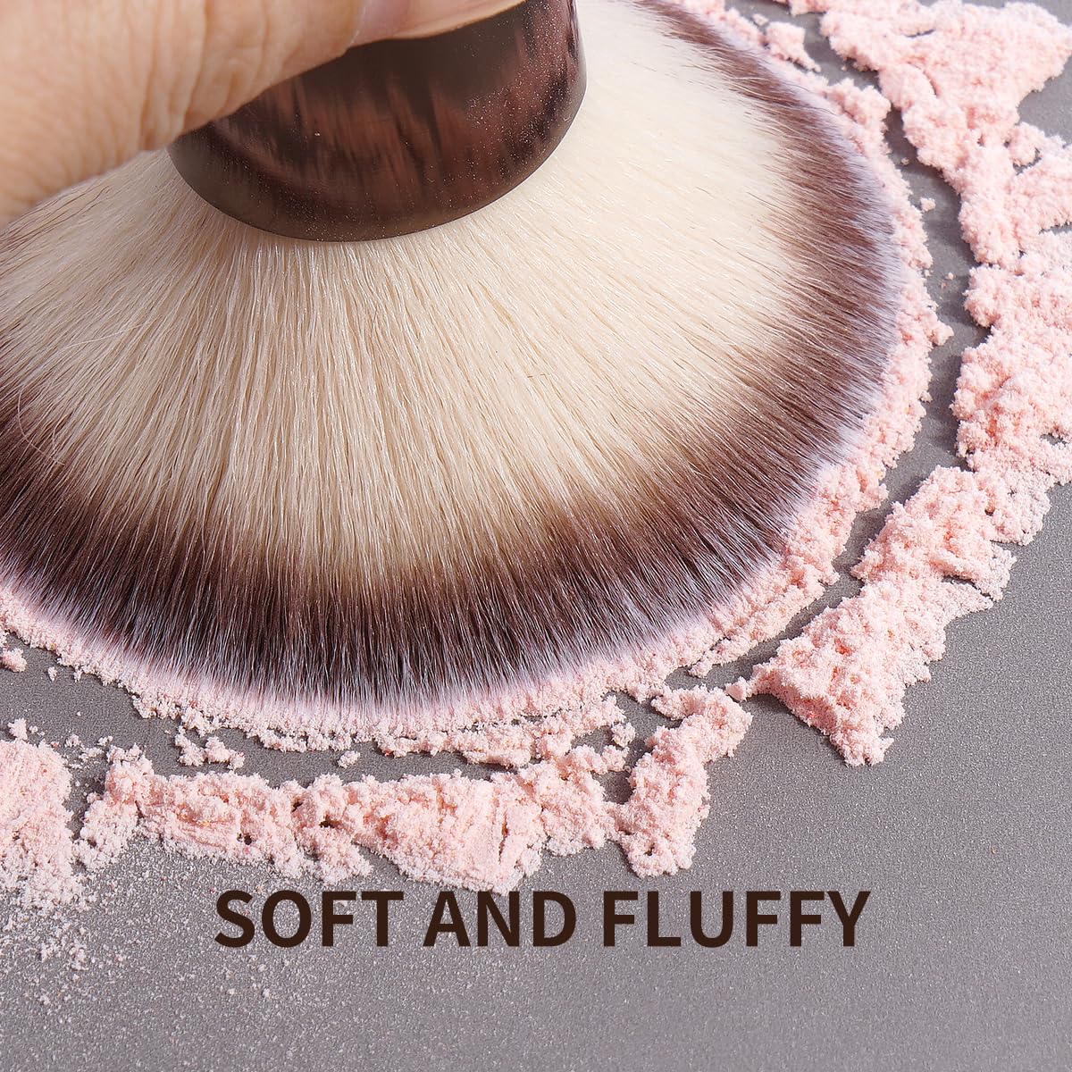 Maange powder double-ended brush for a natural-looking finish.