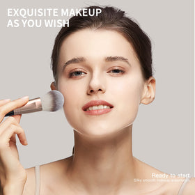 MAANGE professional-grade makeup tools offer versatile performance for artists and enthusiasts.