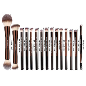 MAANGE travel-friendly brush set ideal for on-the-go touch-ups