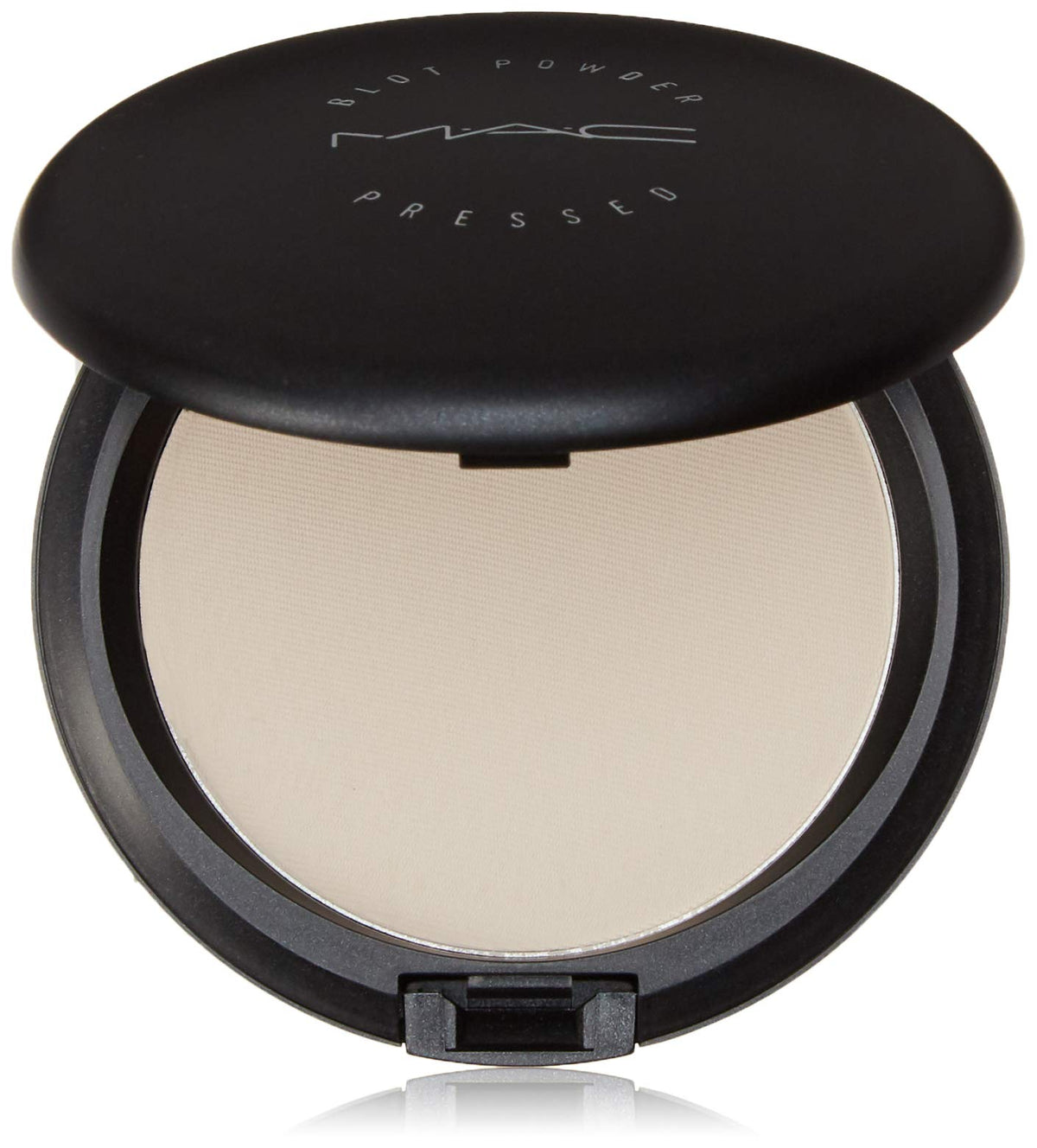 MAC Blot Powder pressed light compact, oil-control finish for shine-free skin.