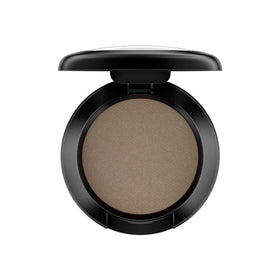 MAC Eye Shadow Coquette swatch application illustrates versatile color payoff for dry or wet use