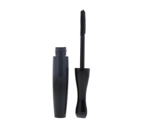 MAC In Extreme Dimension 3D Mascara lashes coated for length and lift