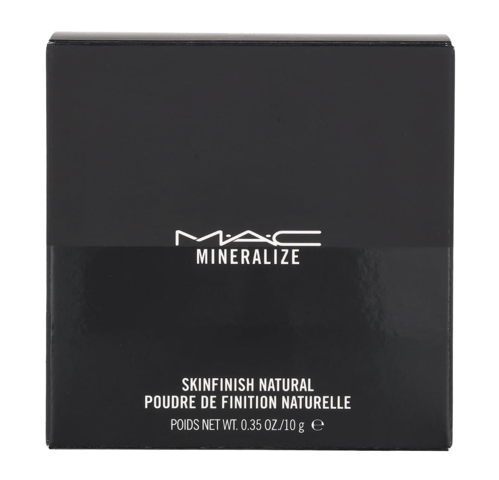 MAC Mineralize Skinfinish Natural Medium Plus application with brush for seamless blending.