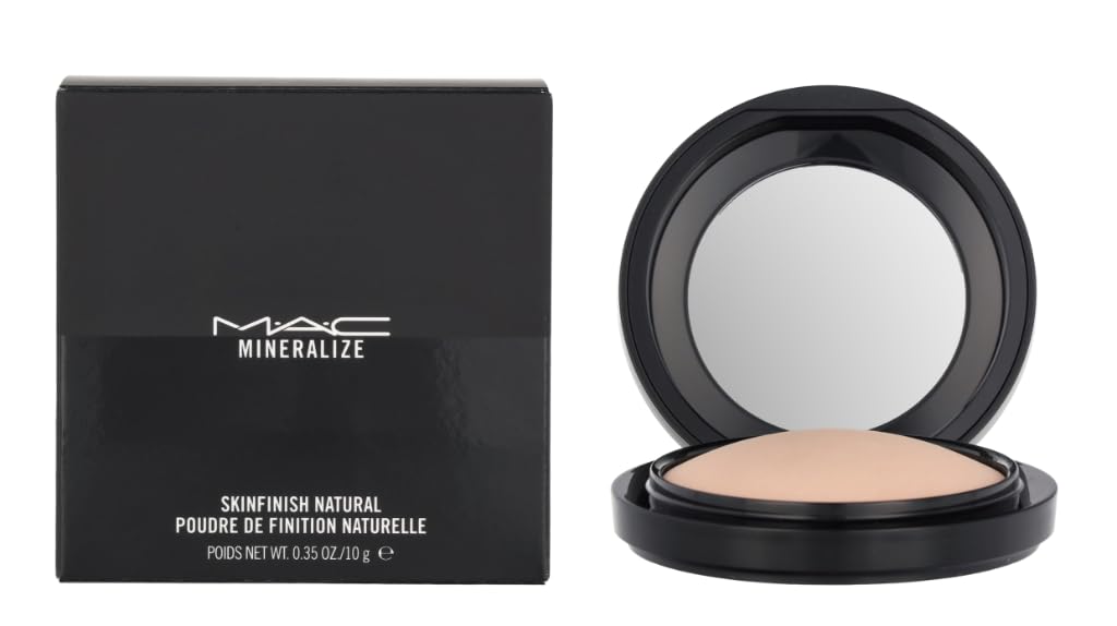 MAC Mineralize Skinfinish Natural Medium Plus compact for a natural matte finish.