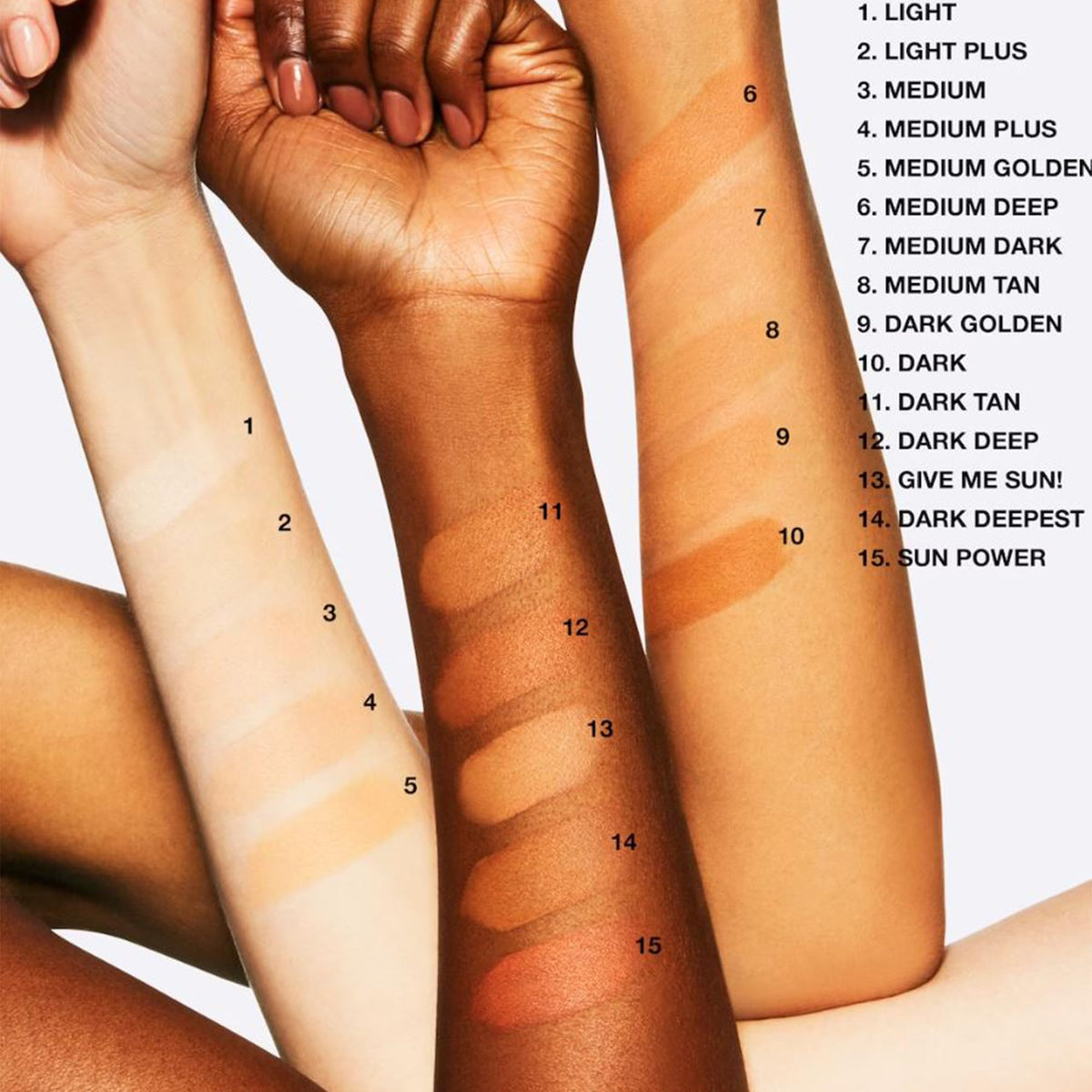 MAC Mineralize Skinfinish Natural powder-dust delivers a light breathable finish