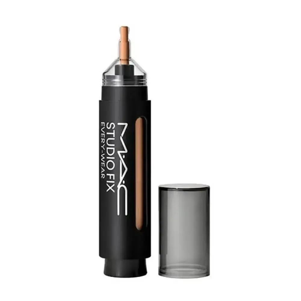 MAC Studio Fix Every Wear Face Pen NC30 application for precise coverage and all-day wear