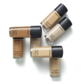 Close-up of MAC Studio Fix Foundation texture shows non-cakey, breathable finish.