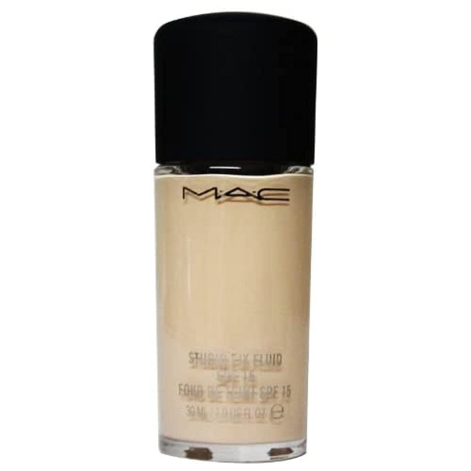 MAC Studio Fix Fluid SPF15 NC15 bottle-pump for smooth, long-wearing coverage.