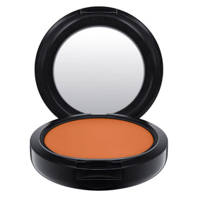 MAC Studio Fix NW55 swatches on skin reveal natural tone