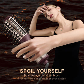 Madremía 4-in-1 styling tool dries, straightens, curls, and adds volume.