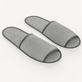 Maeline lightweight-portable-indoor-slippers easy to pack for travel.