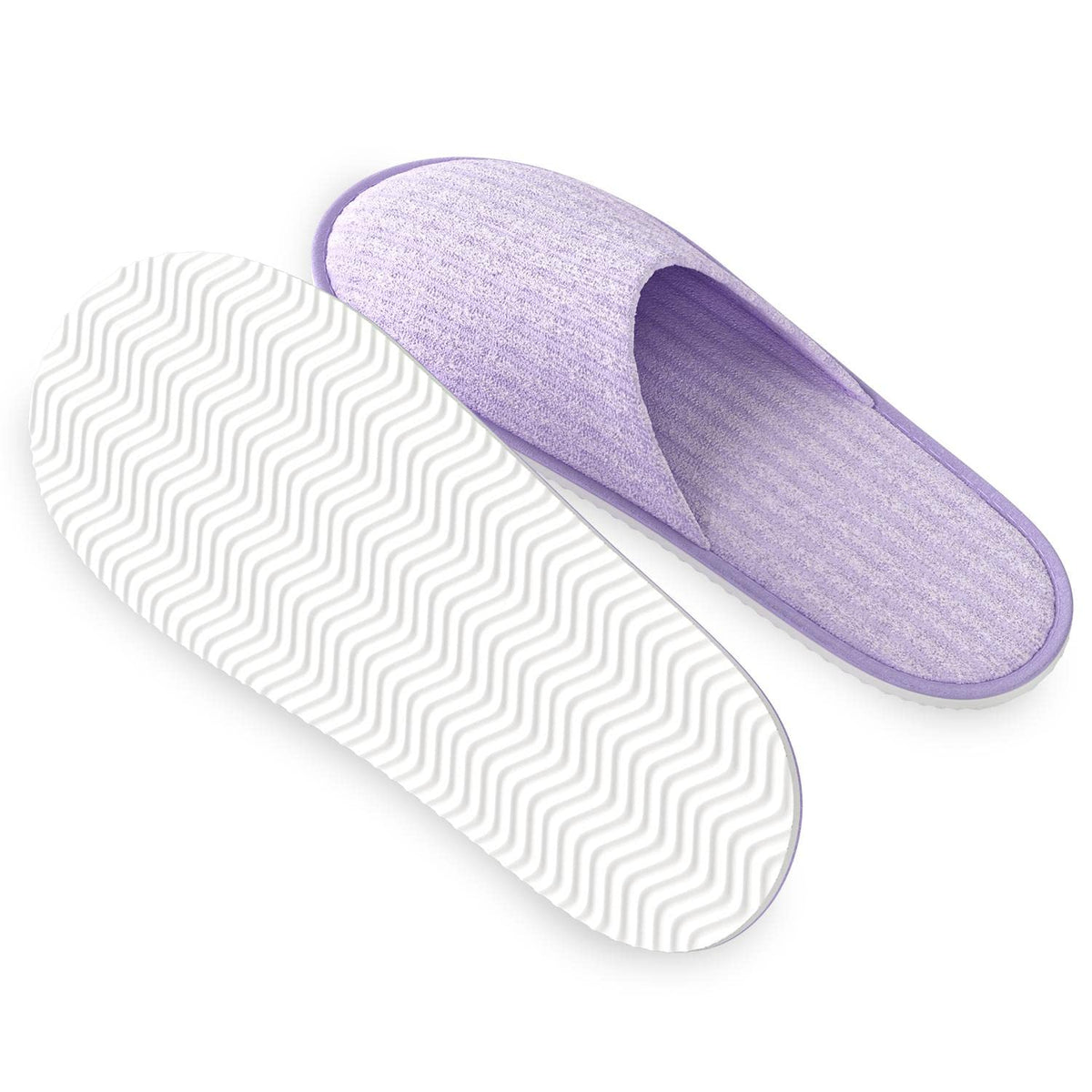 Maeline lightweight breathable fleece slippers for easy wear.