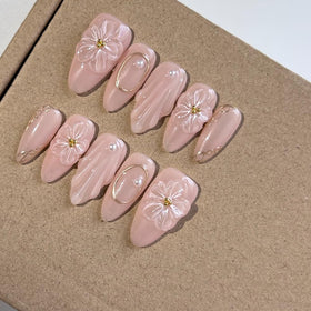 MAGLFELL packaging and included tools streamline at-home nail setup