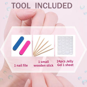 Floral gradient design on MAGLFELL nails for soft, romantic nails