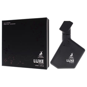 Maison Alhambra Luxe Street unisex design complements a modern city wardrobe