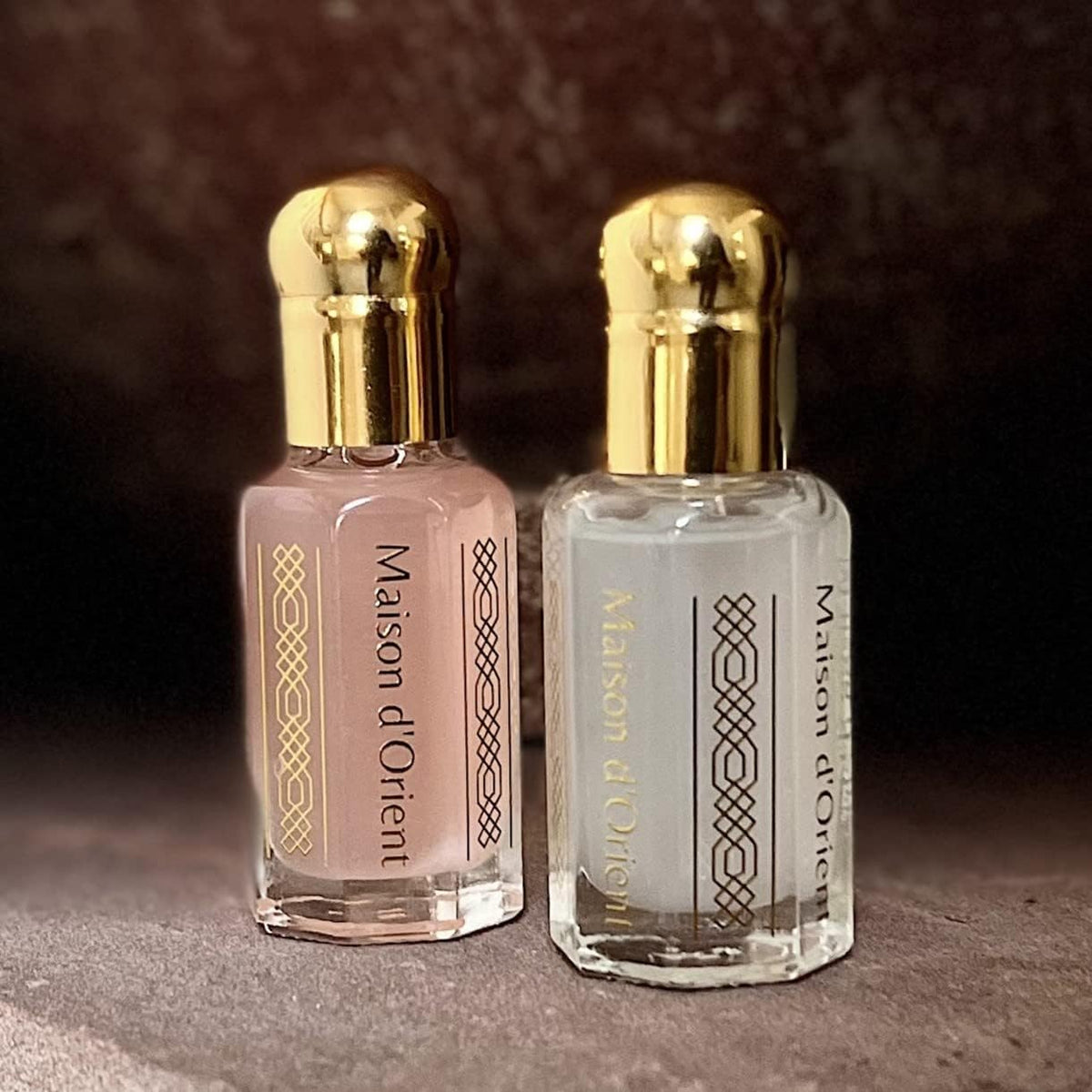 White Musk Tahara creamy texture showcases luxurious skin application.