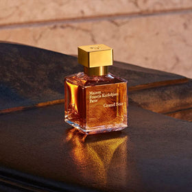 Maison Francis Kurkdjian Grand Soir vanilla base notes highlight luxurious warmth.
