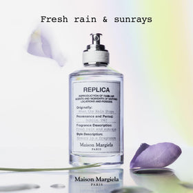 Isparta rose note hint in the image suggests delicate floral lift.