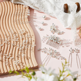 Maitys bridesmaid hairpin catches light for memorable photos