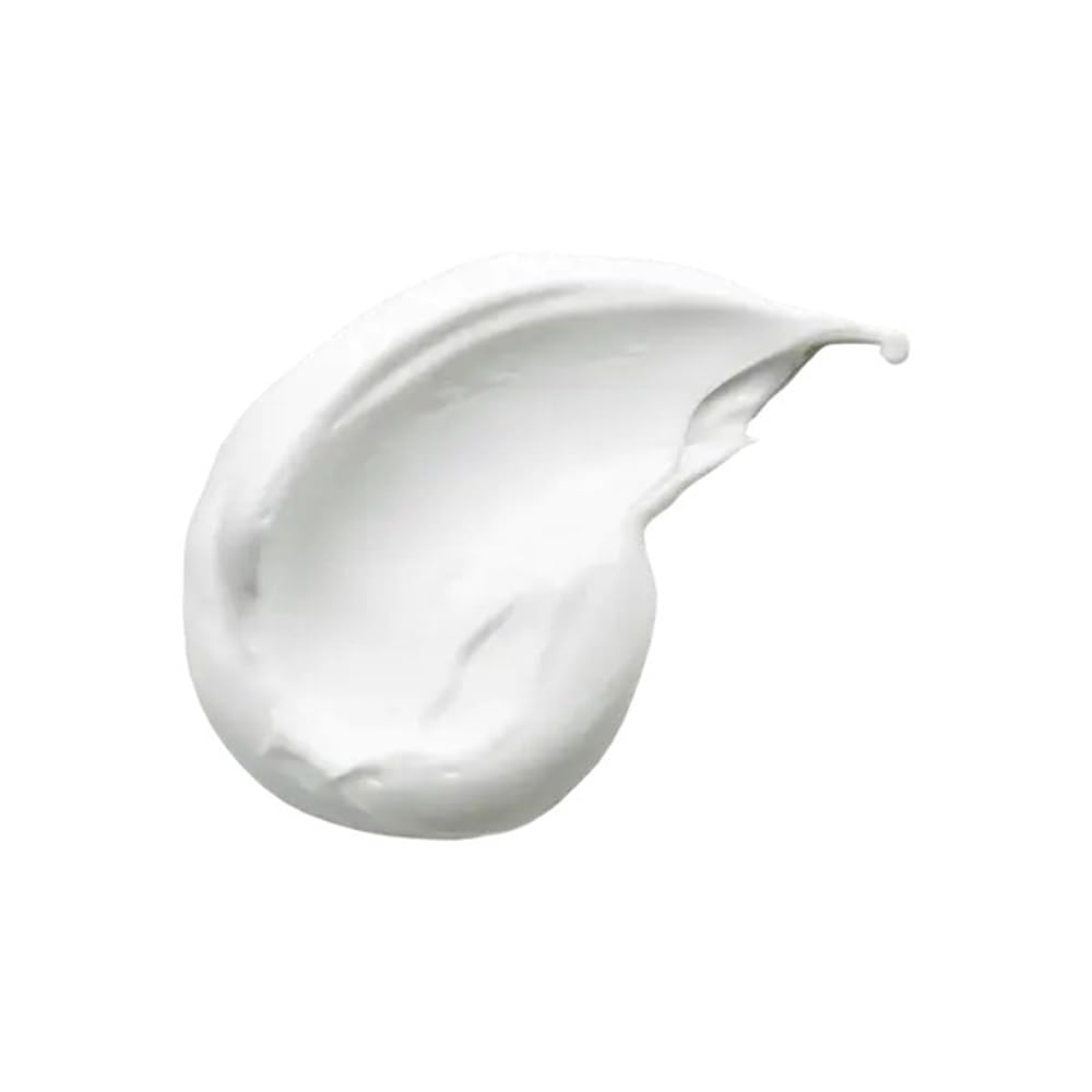 Makari coconut avocado oils closeup—rich moisture for dry and maturing skin.