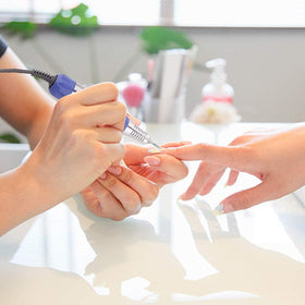 Makartt JD700 is suitable for salon and home nail care
