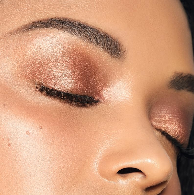 MAKE Beauty multi-chromatic eye shadow foiled gold effect highlights light beautifully.