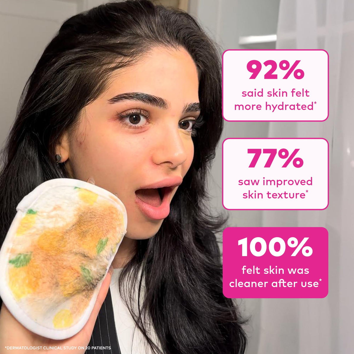 MakeUp Eraser ultra-soft microfiber close-up highlights skin-friendly material.