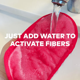 Close-up of cloud-soft microfiber fibers for gentle cleansing