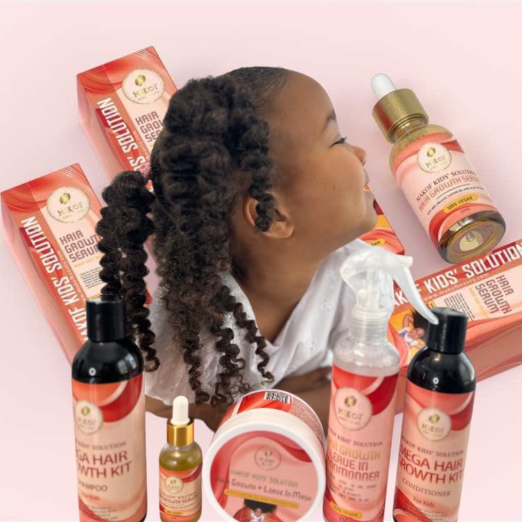 Makof Beauty Organic Hydration badge indicating moisture for curls.