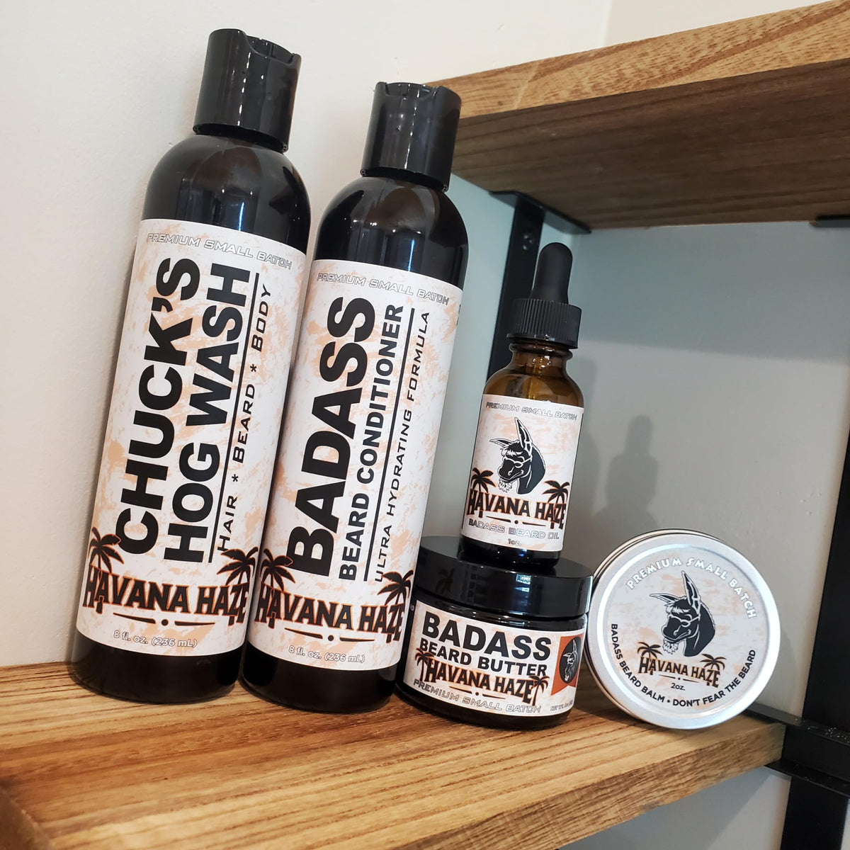 Person applying Havana Haze oil for daily beard nourishment.
