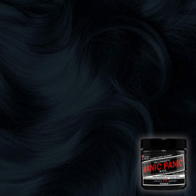 MANIC PANIC Raven application being applied to hair for salon-like results