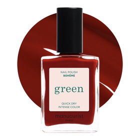 Manucurist Green Bohème bottle cap for precise, clean application.