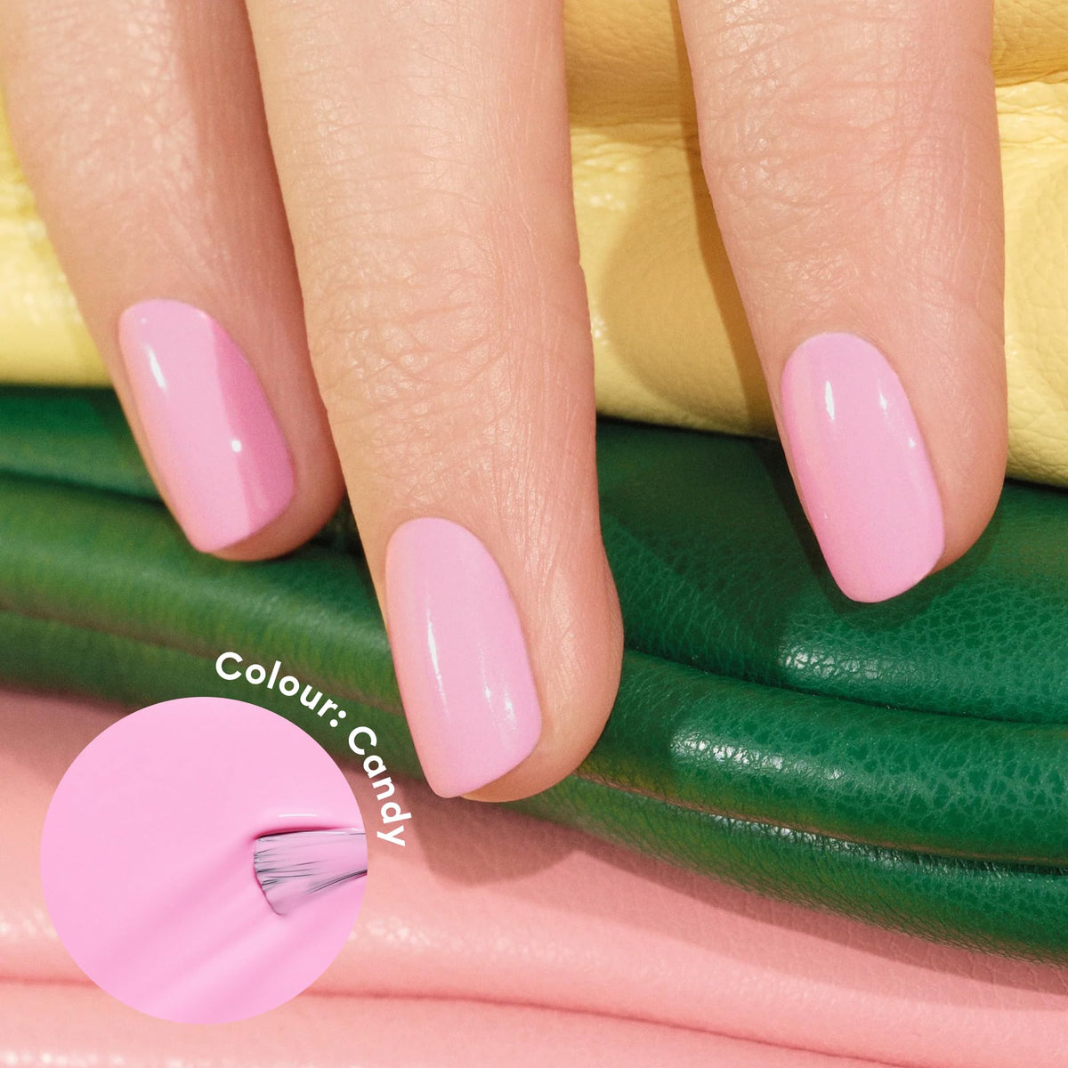 Base coat bottle from Manucurist Green Flash priming nails for stronger color adhesion.